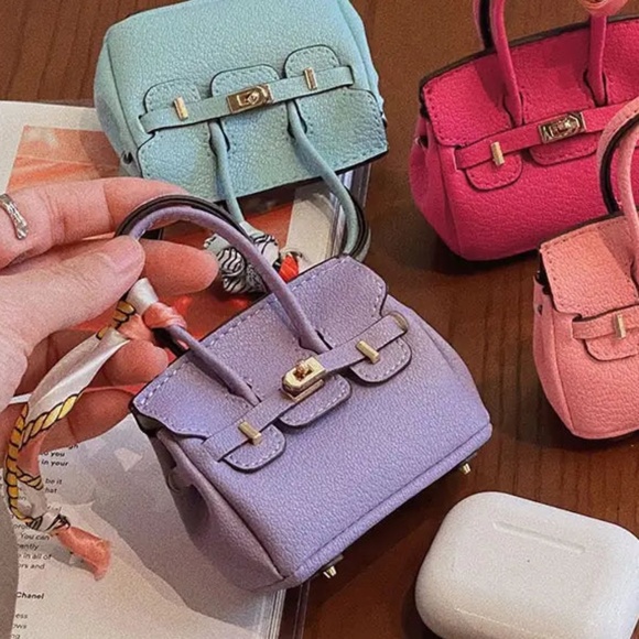 NIP Mini Luxury Leather Handbag AirPod Case Holder - Picture 3 of 3